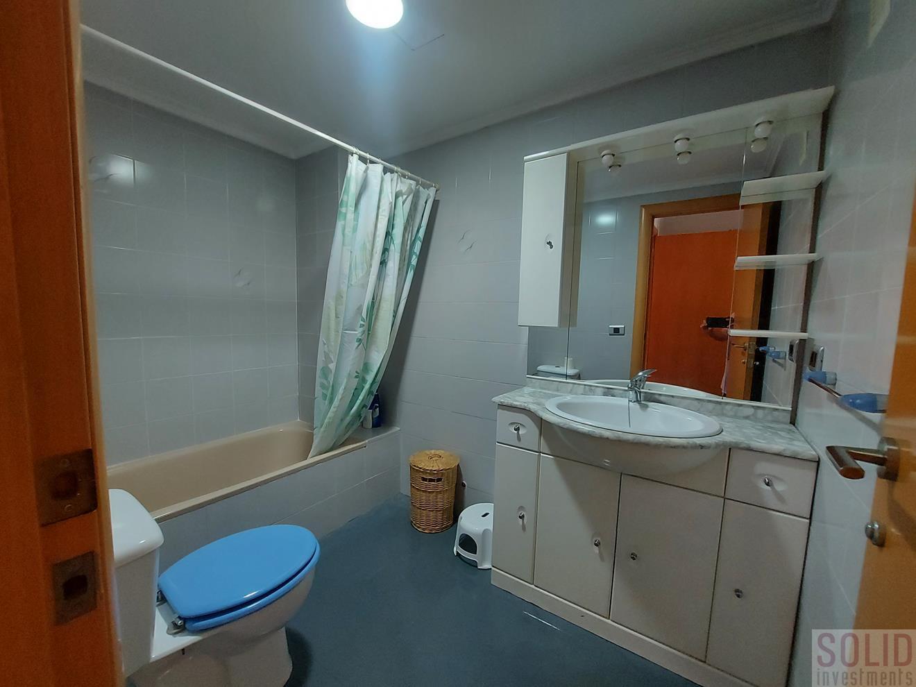 For sale of flat in Valencia