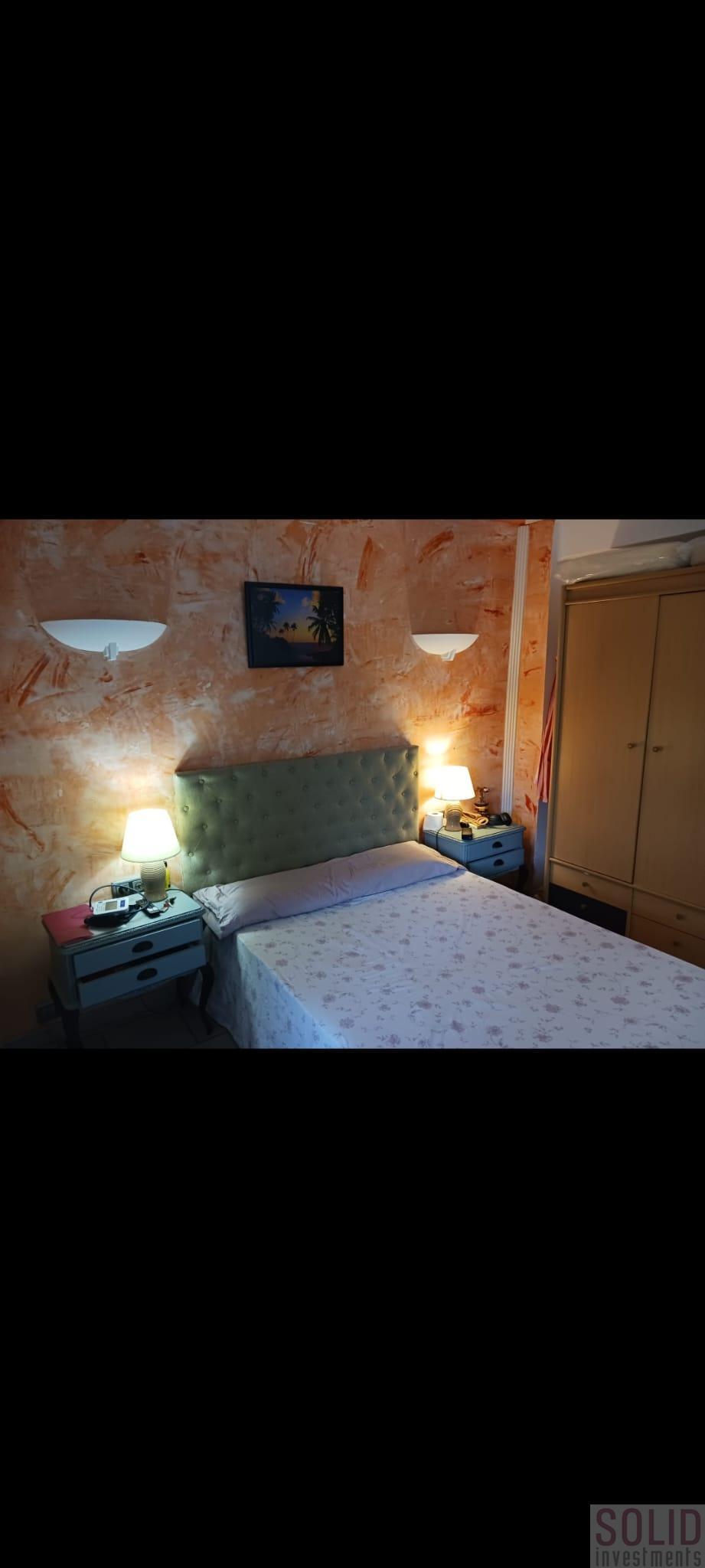 For sale of flat in Valencia
