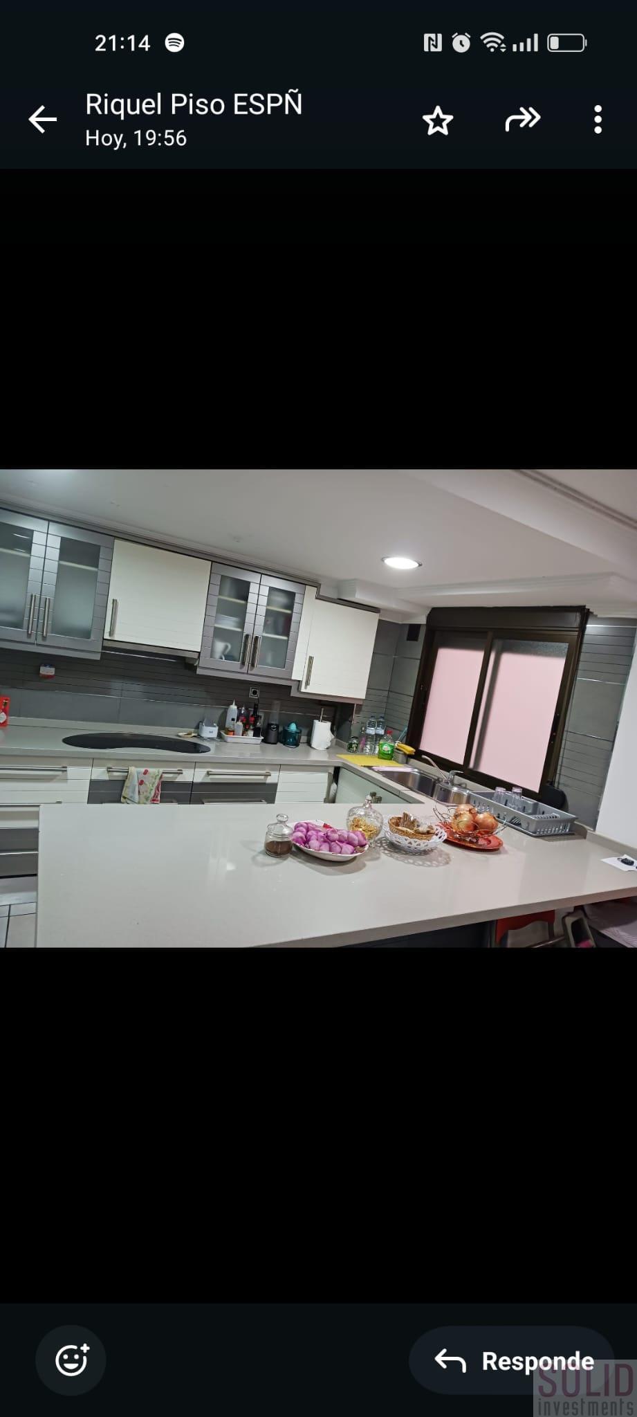 For sale of flat in Valencia