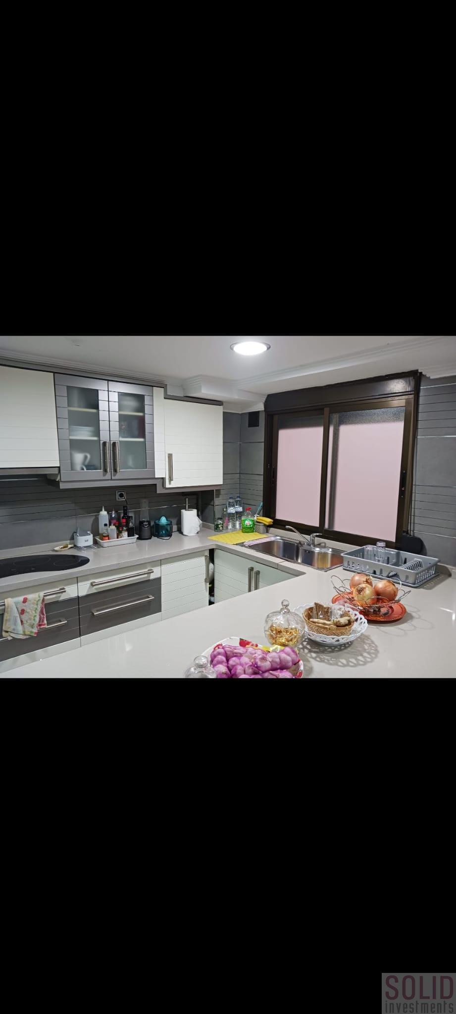 For sale of flat in Valencia