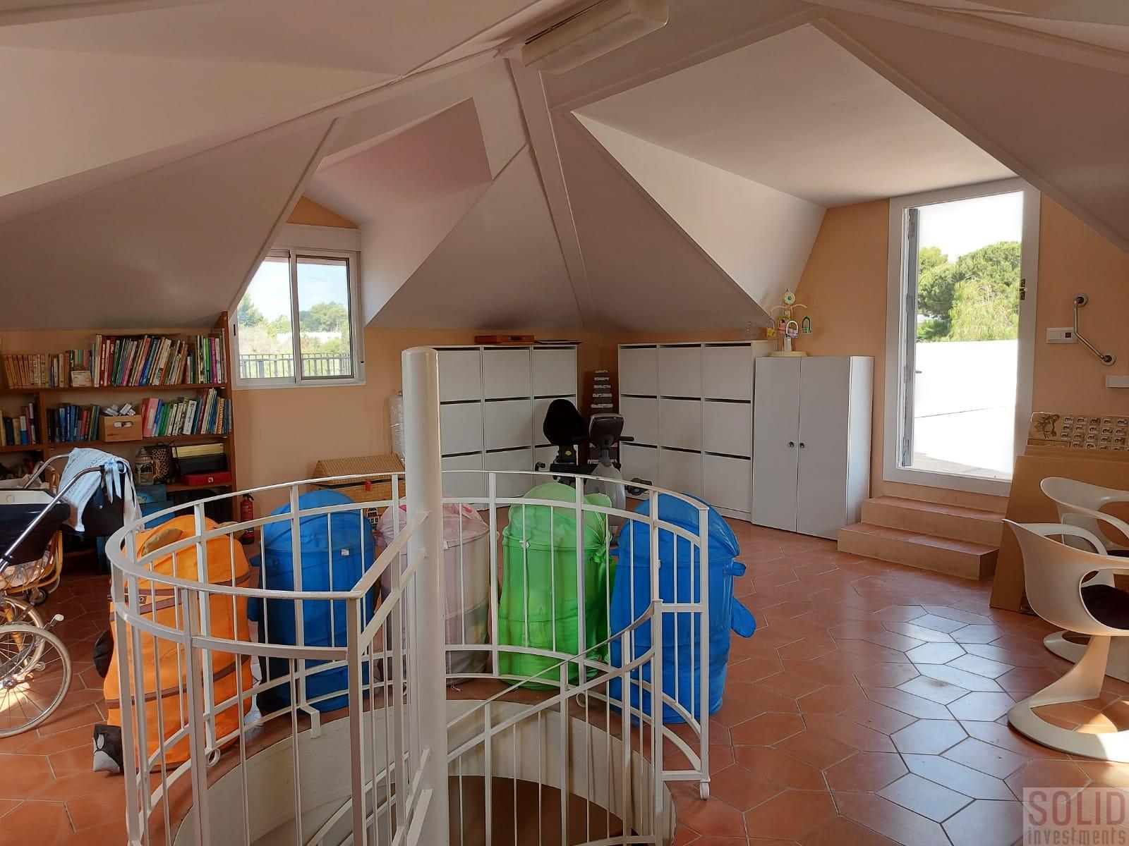 For sale of chalet in Rocafort