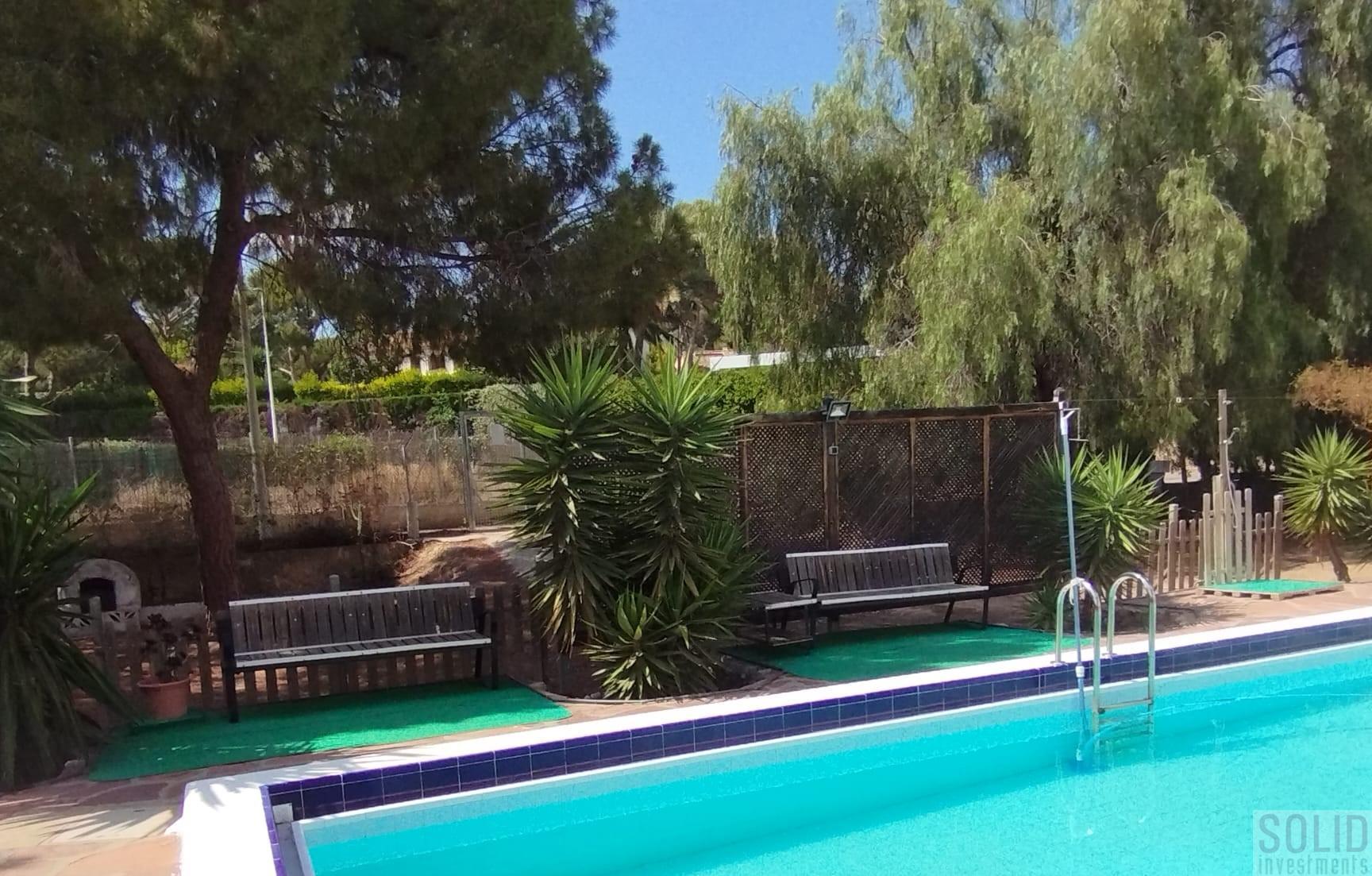 For sale of chalet in Rocafort