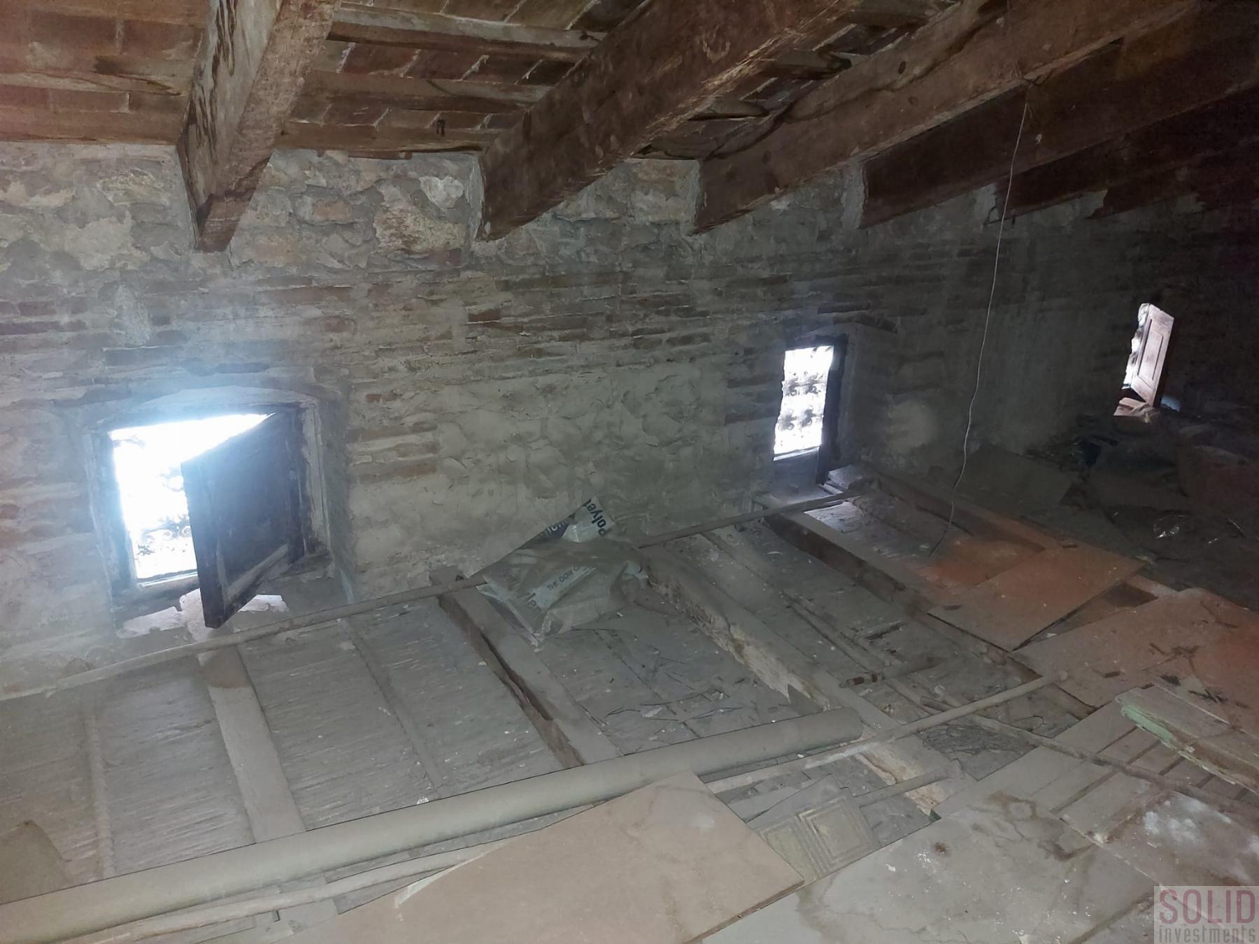 For sale of house in Valencia