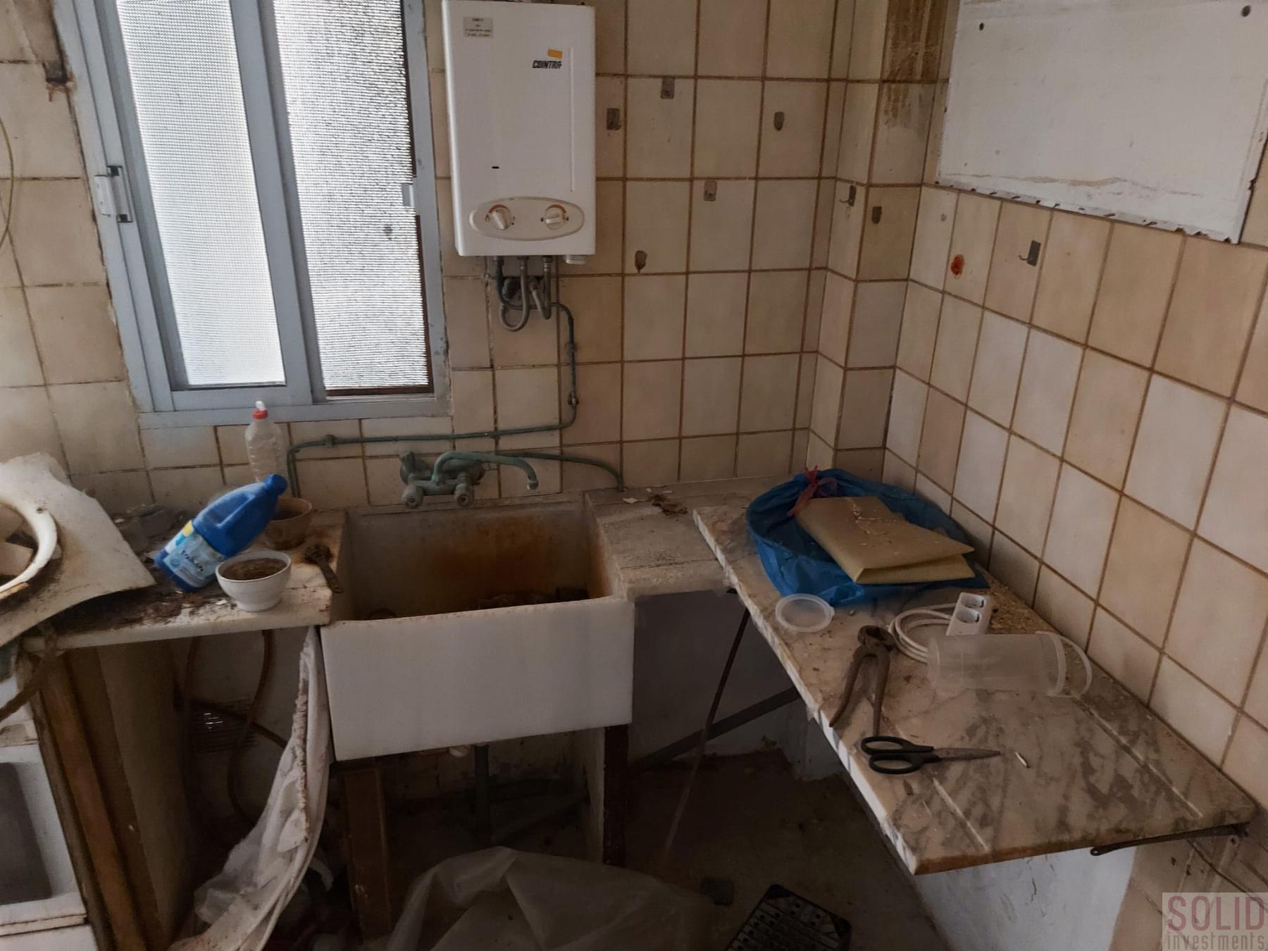 For sale of house in Valencia