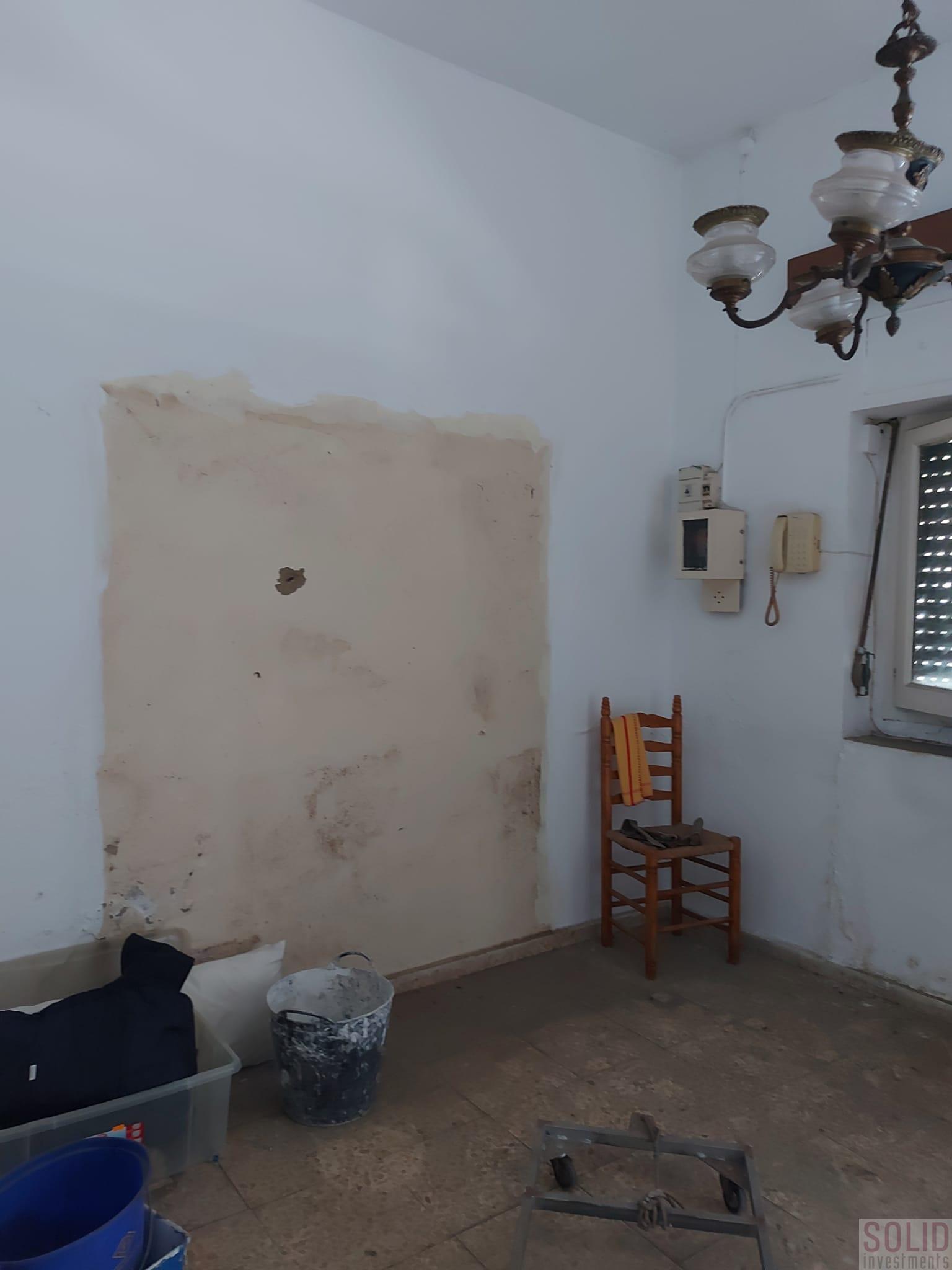 For sale of house in Valencia