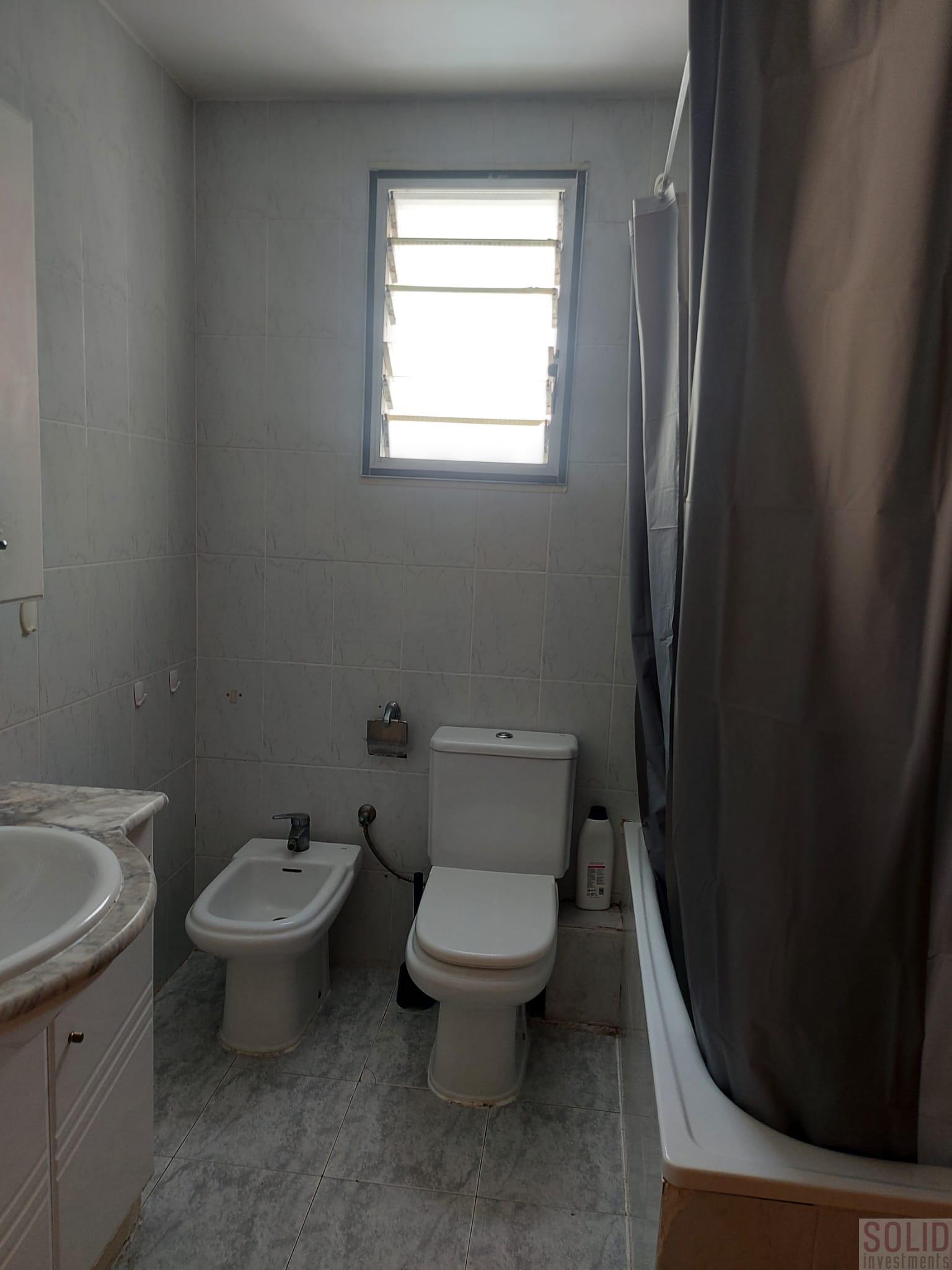 For sale of flat in Valencia