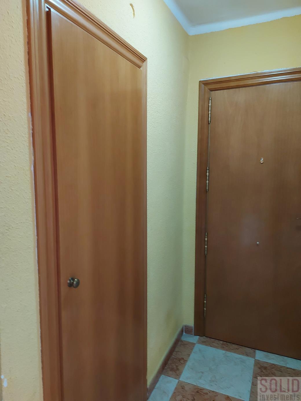 For sale of flat in Valencia