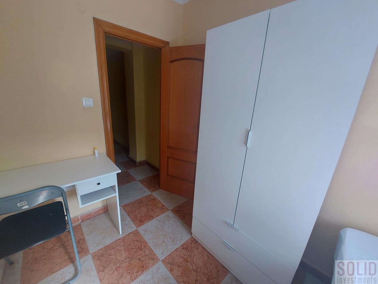 For sale of flat in Valencia
