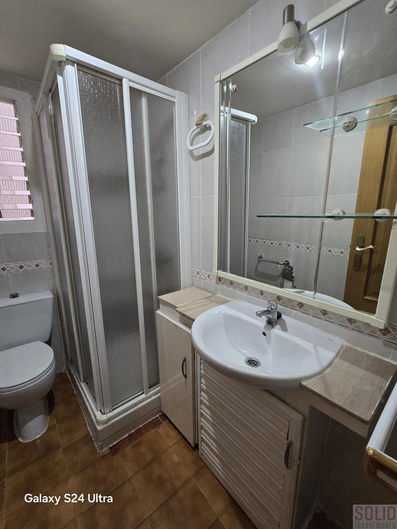 For sale of flat in Valencia