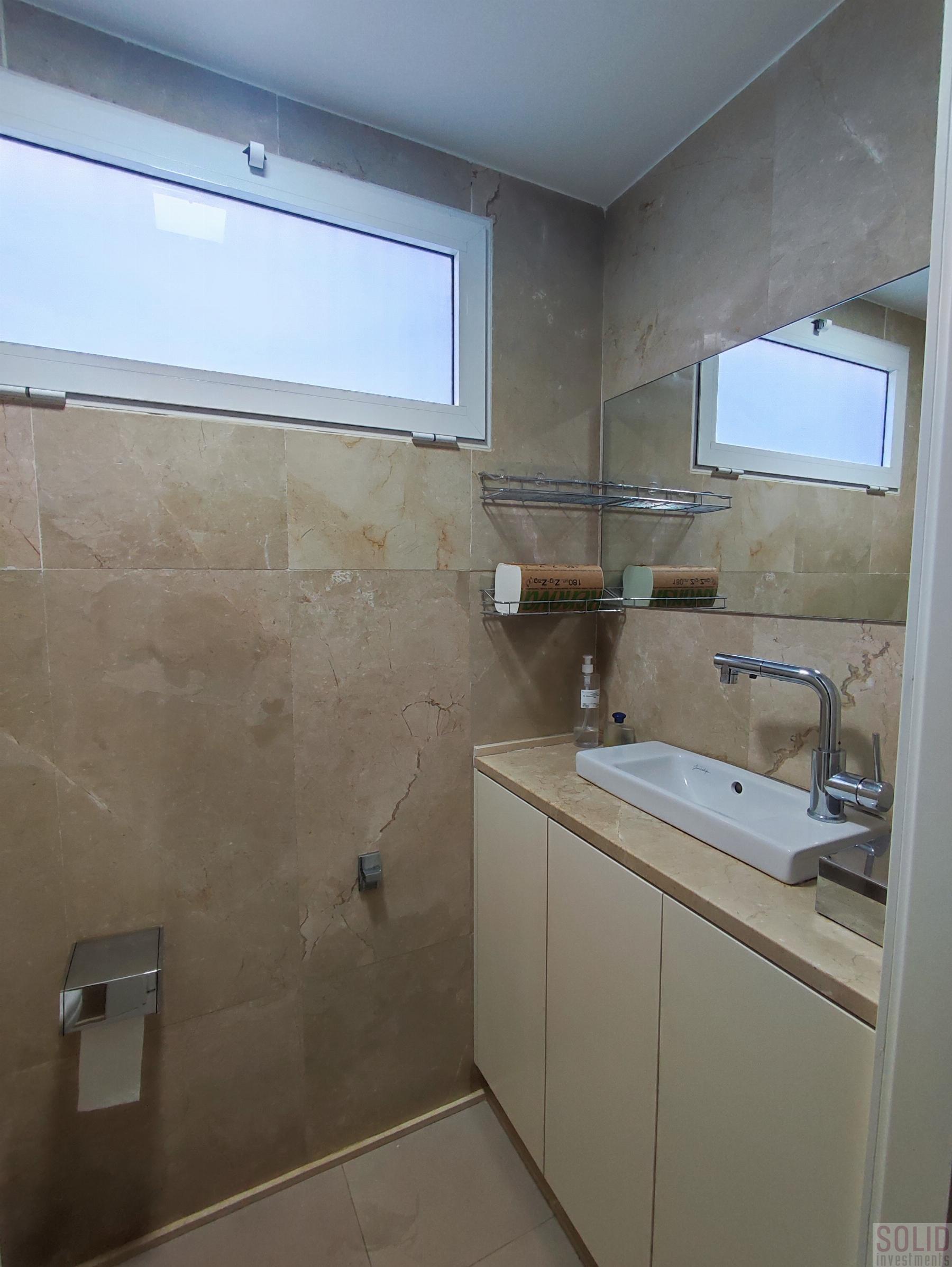 For sale of flat in Valencia