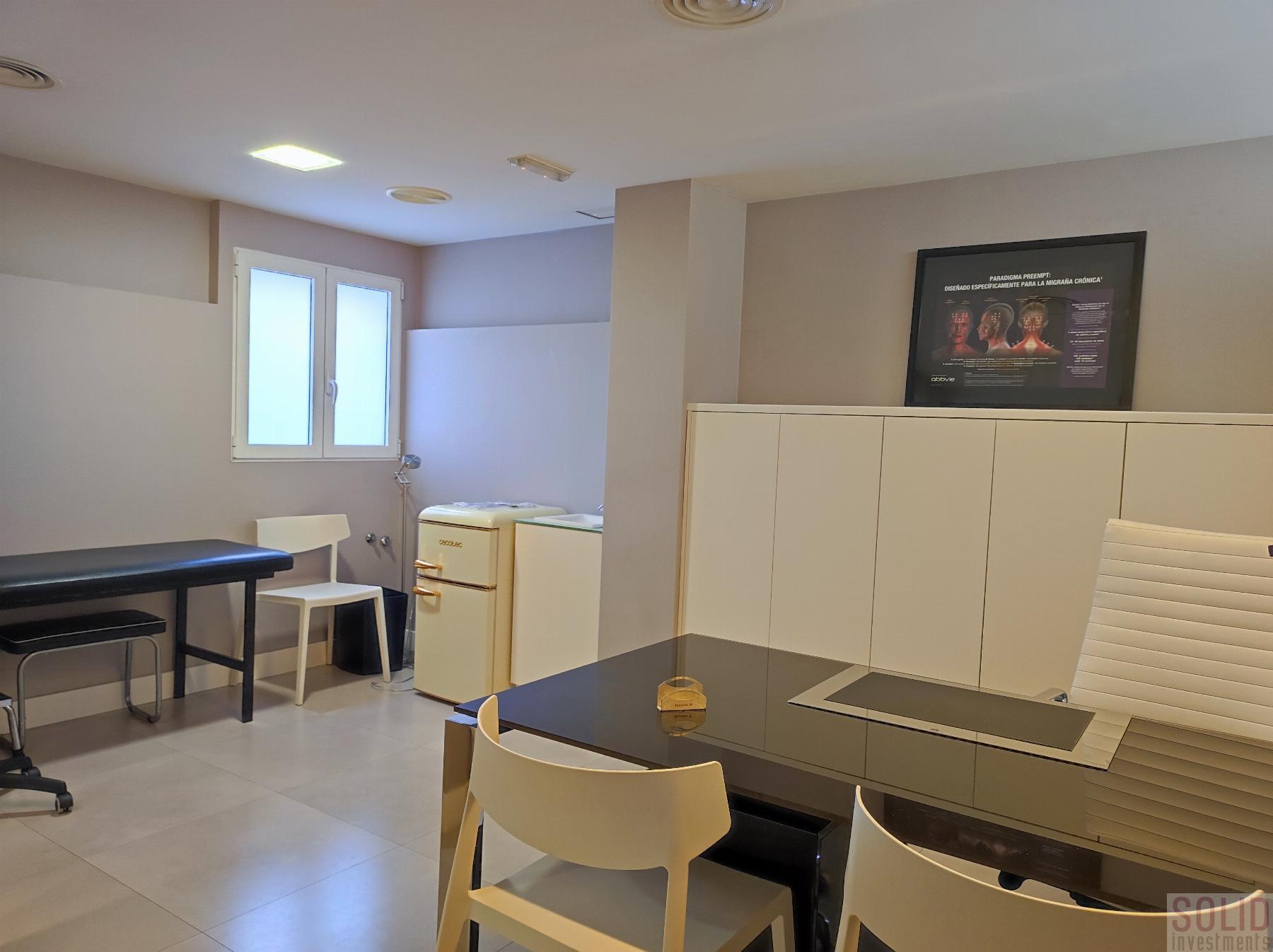 For sale of flat in Valencia