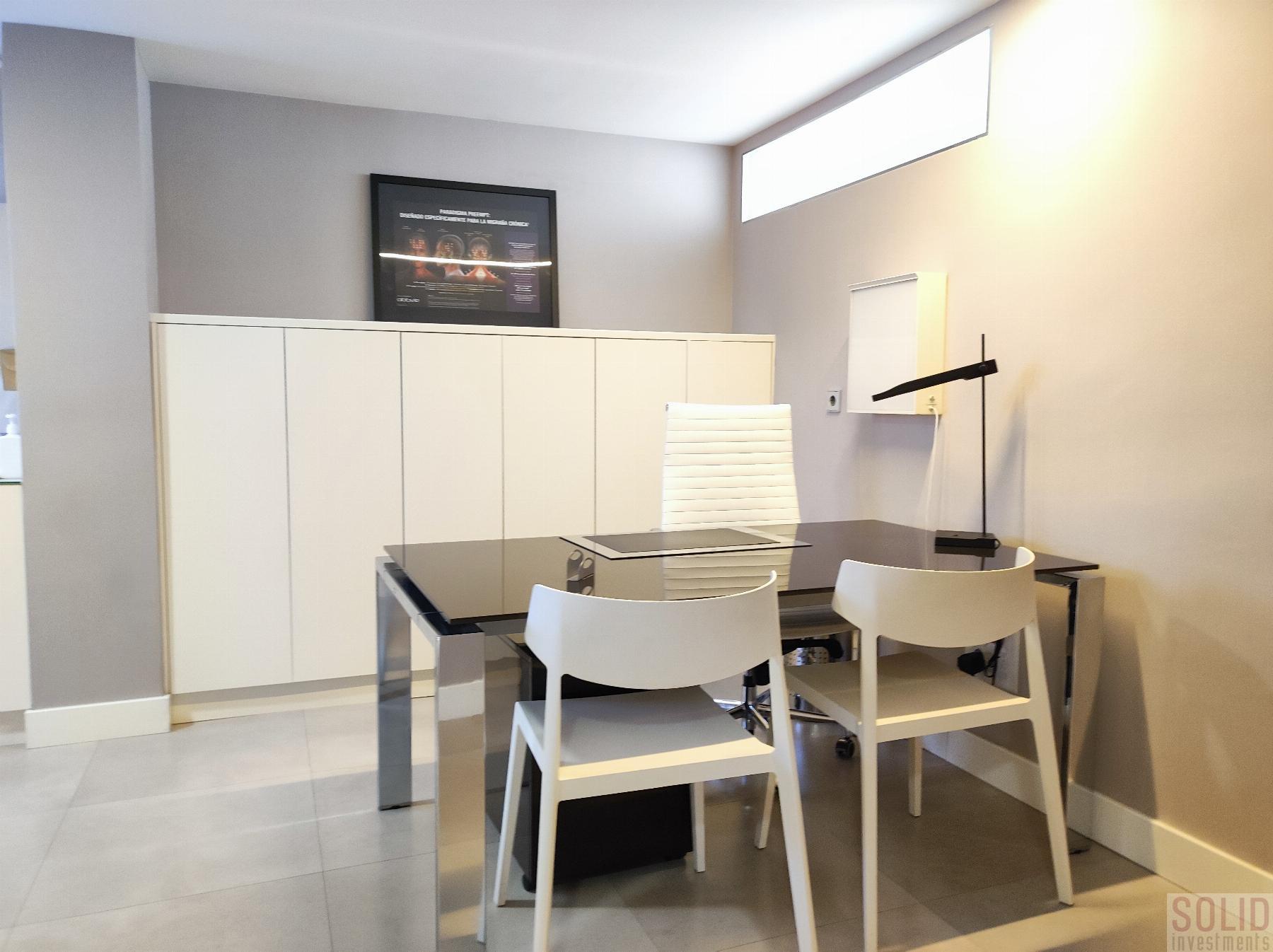 For sale of flat in Valencia