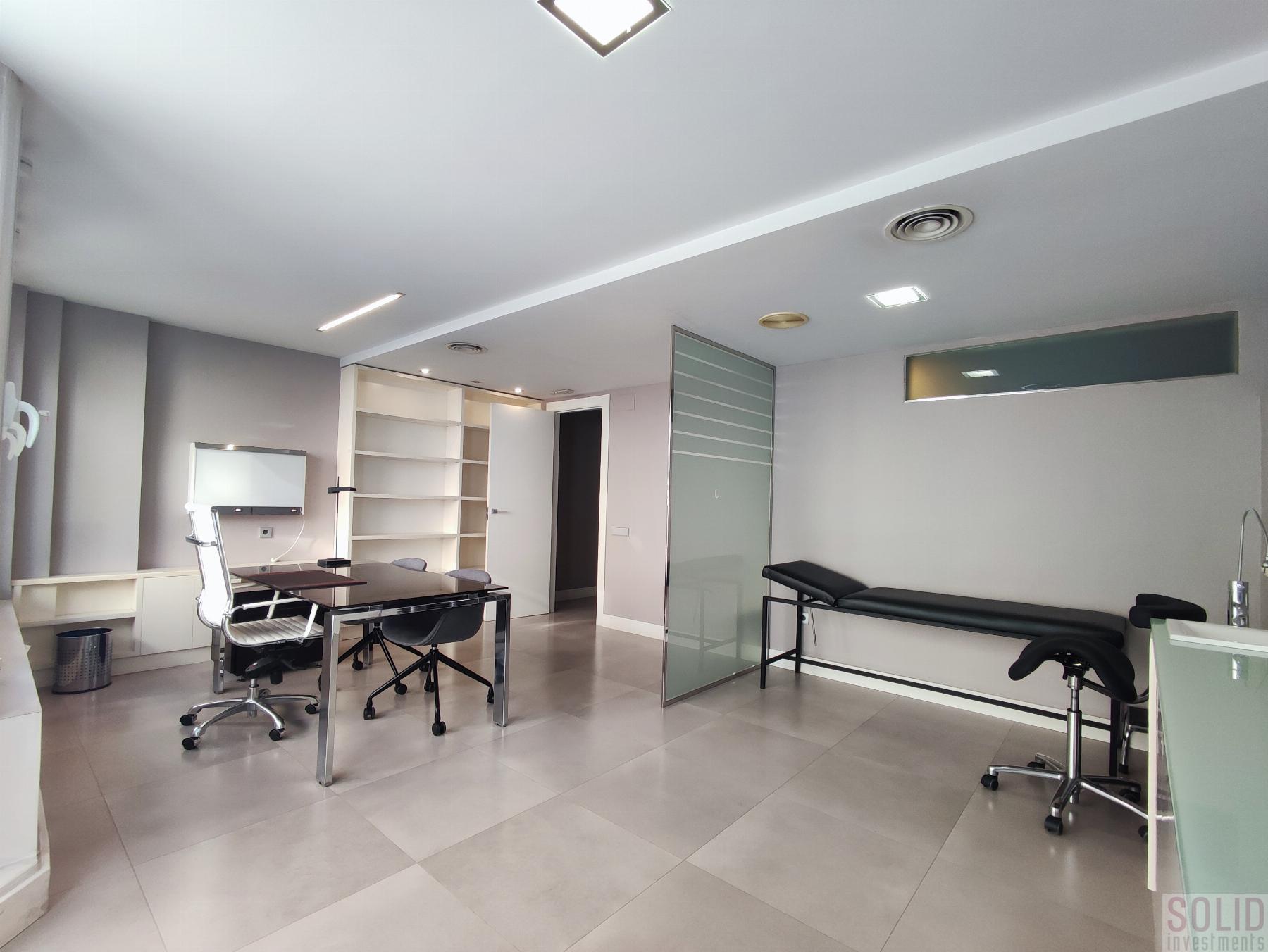 For sale of flat in Valencia