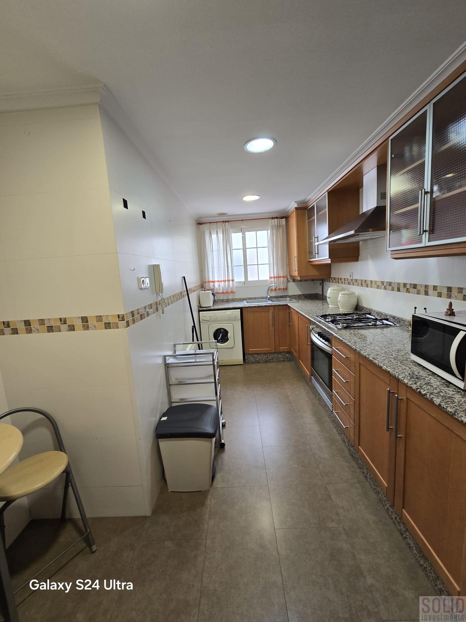 For sale of flat in Valencia