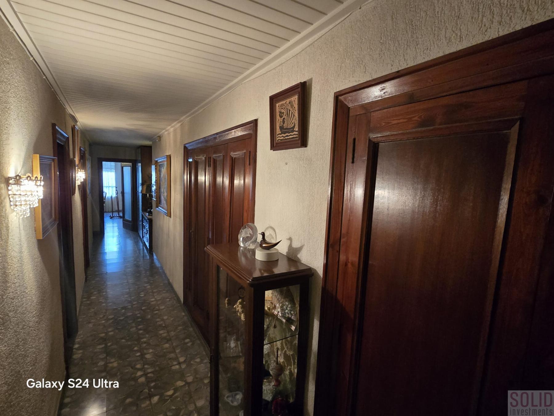 For sale of flat in Valencia