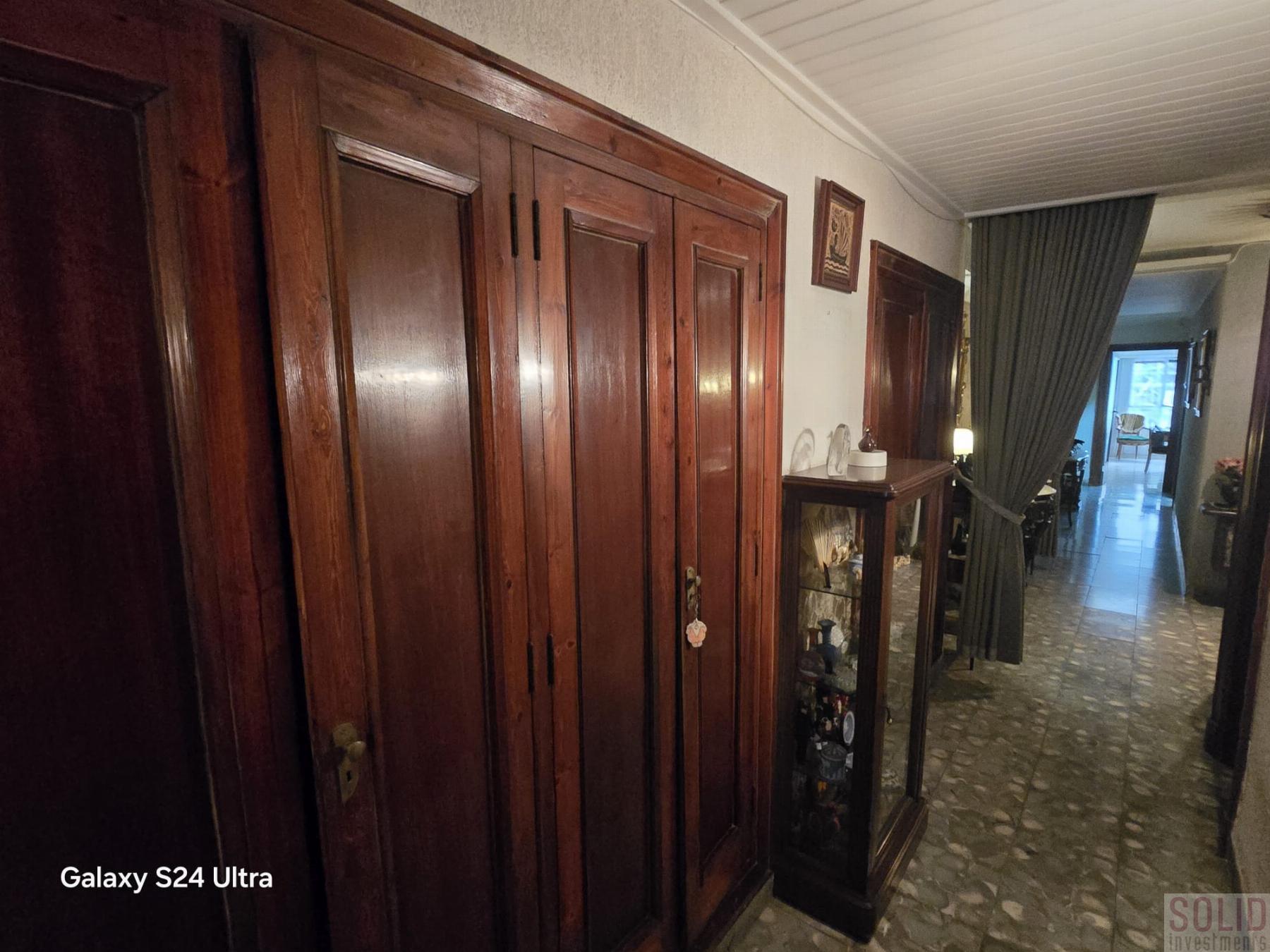 For sale of flat in Valencia