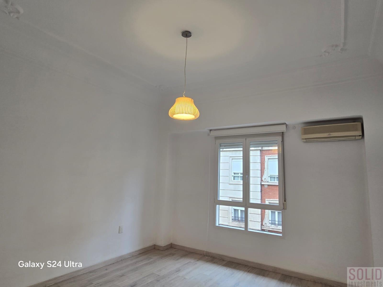 For rent of flat in Valencia
