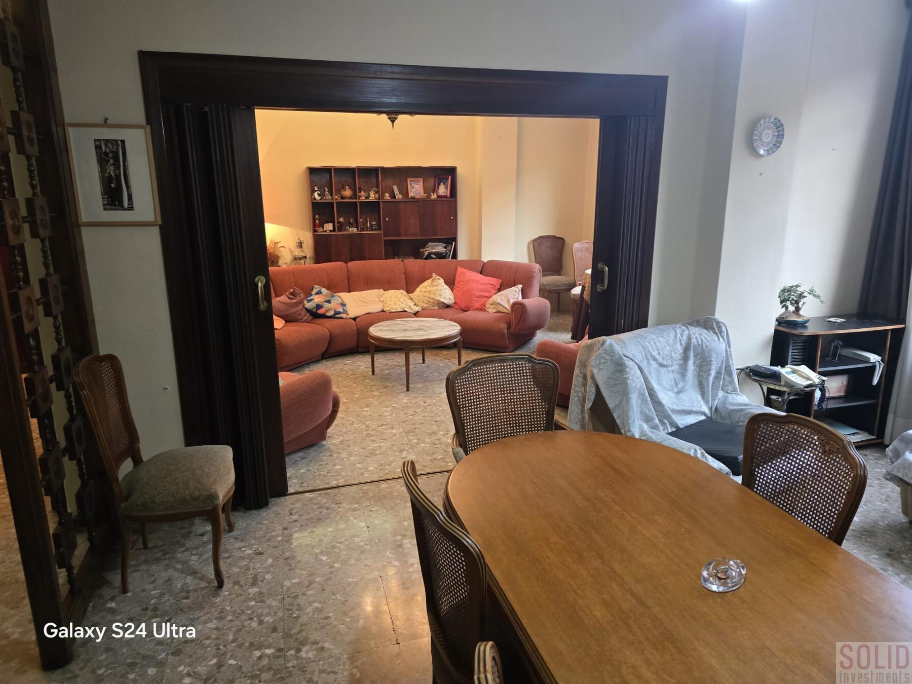 For sale of flat in Valencia