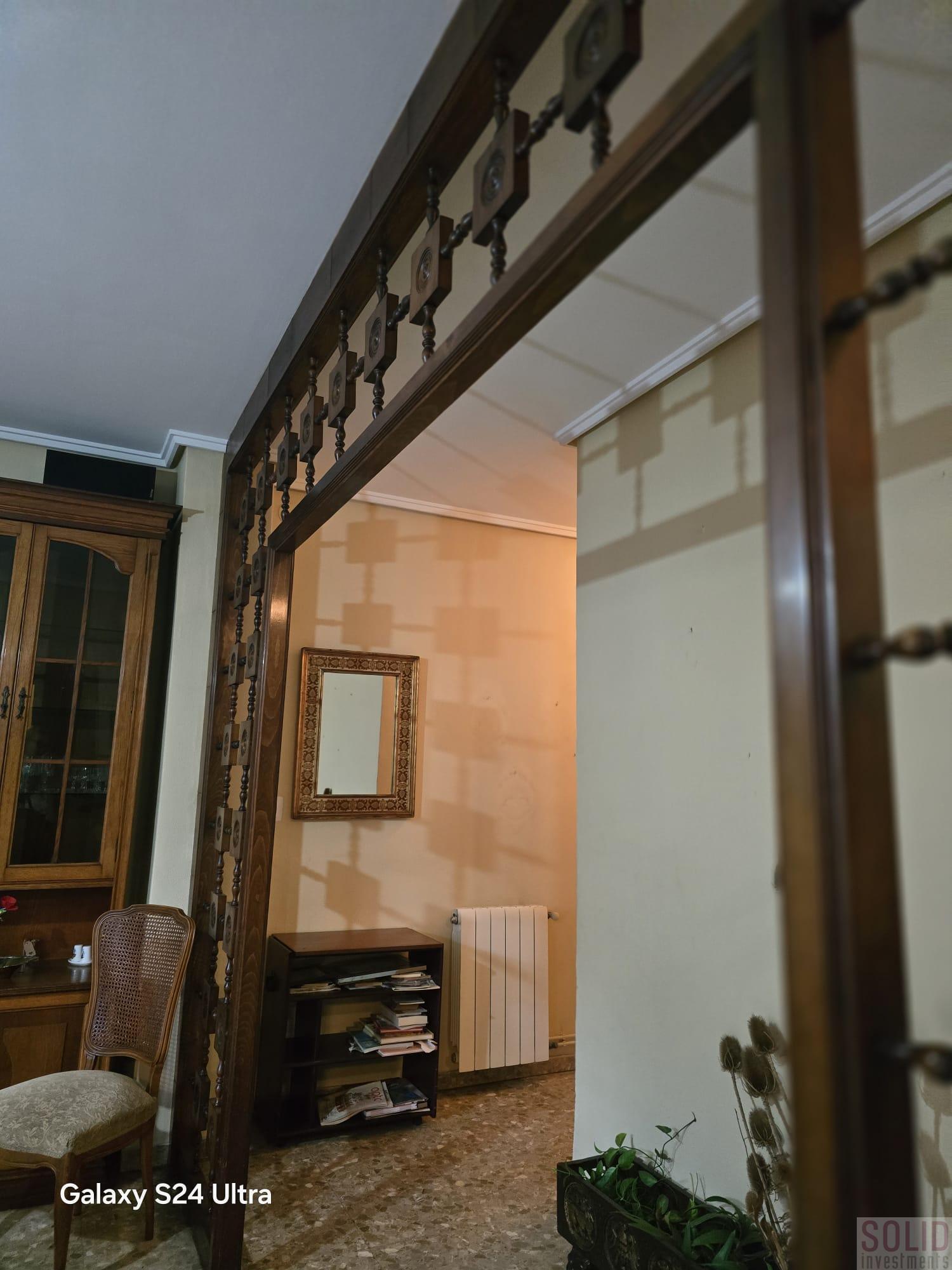 For sale of flat in Valencia