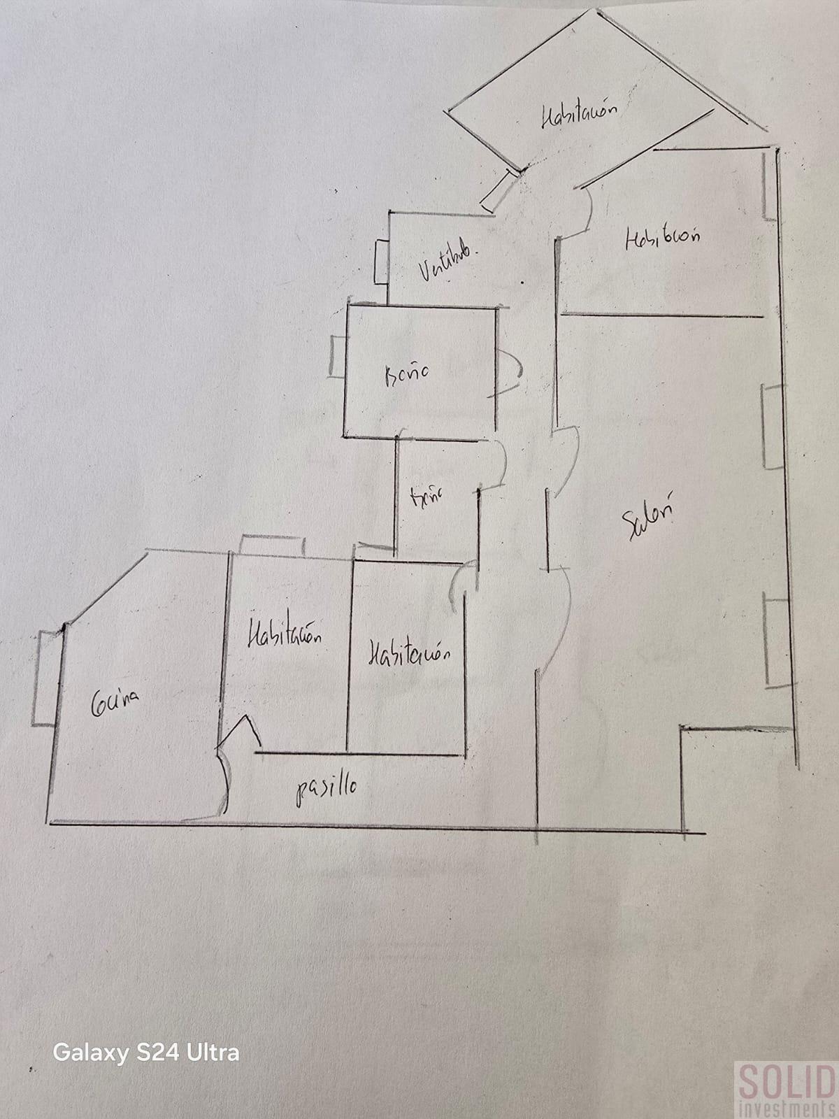 For sale of flat in Valencia