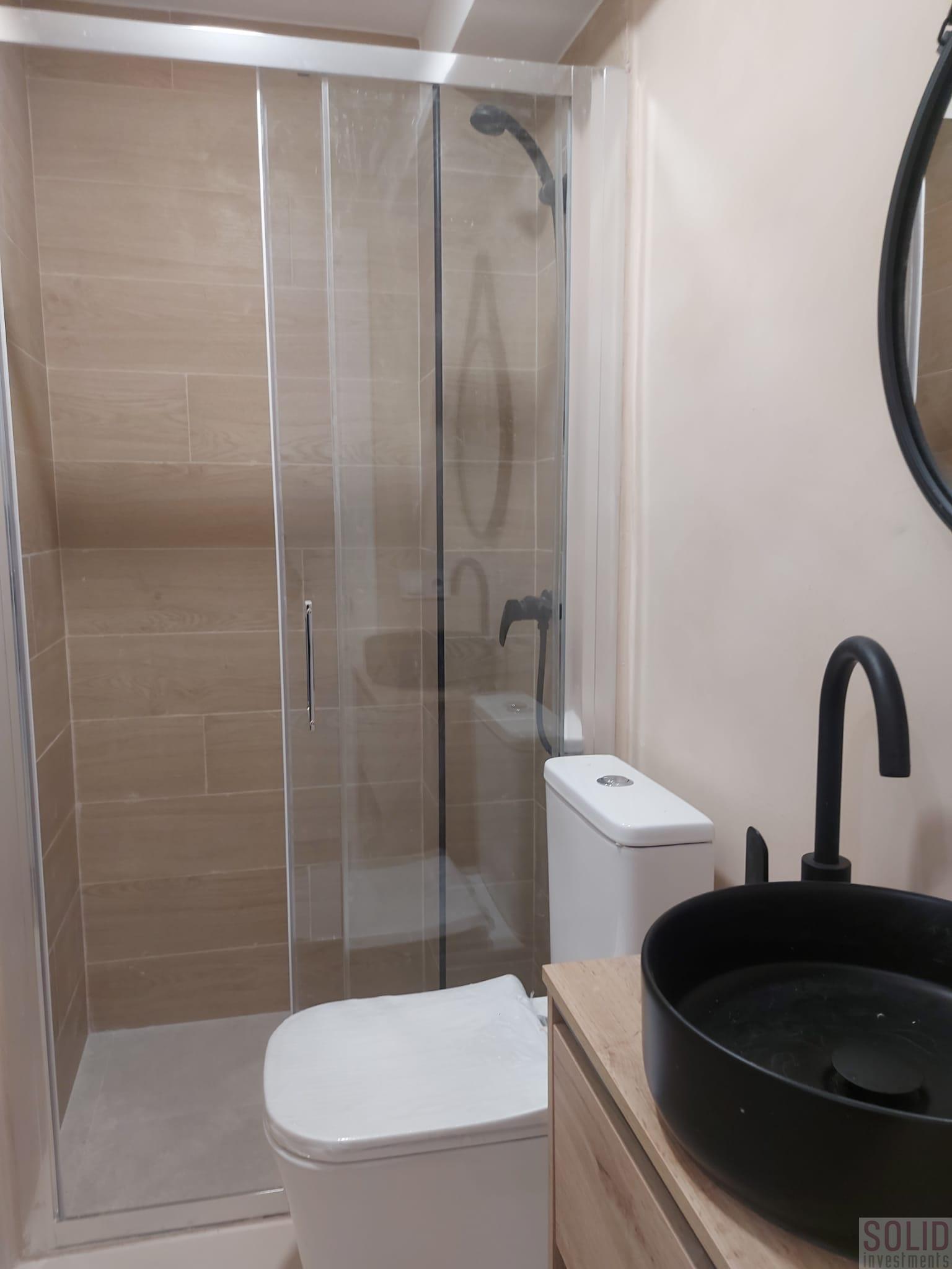 For sale of flat in Valencia