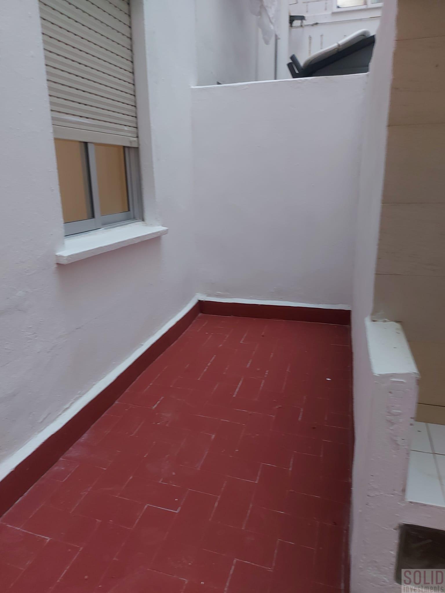 For sale of flat in Valencia