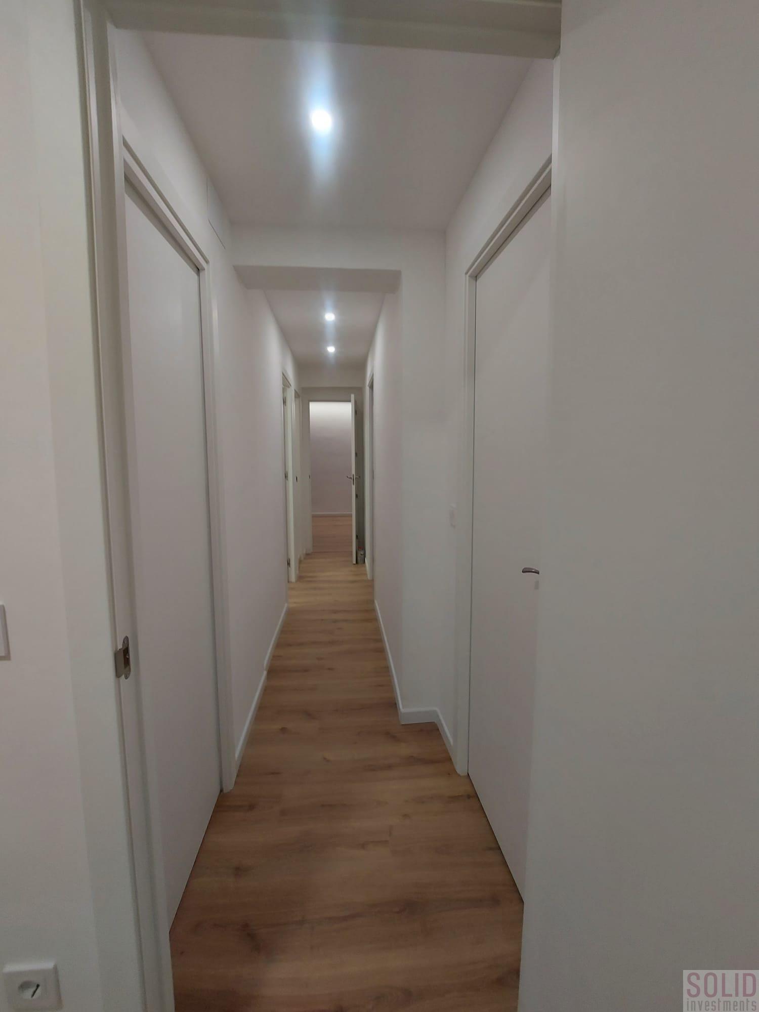 For sale of flat in Valencia