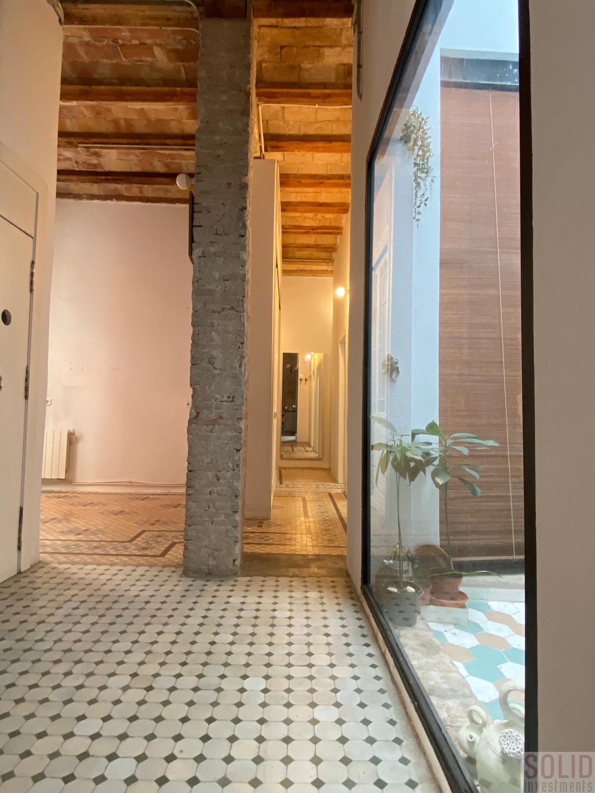 For rent of flat in Valencia