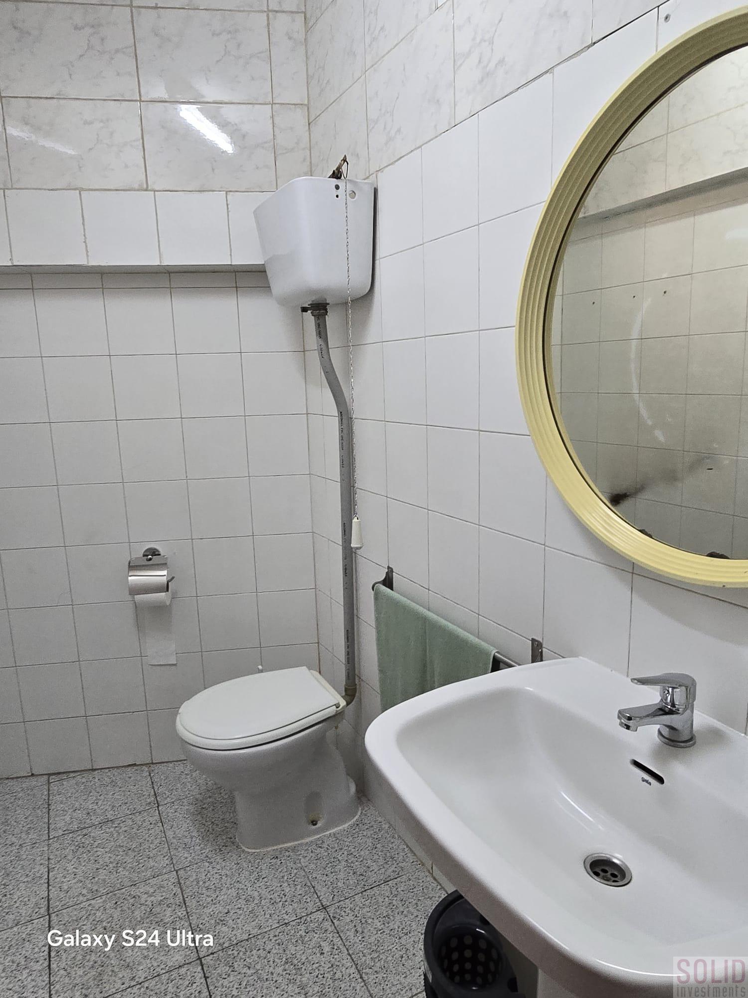 For rent of commercial in Valencia