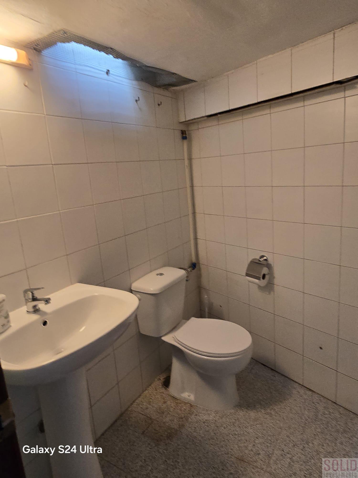 For rent of commercial in Valencia