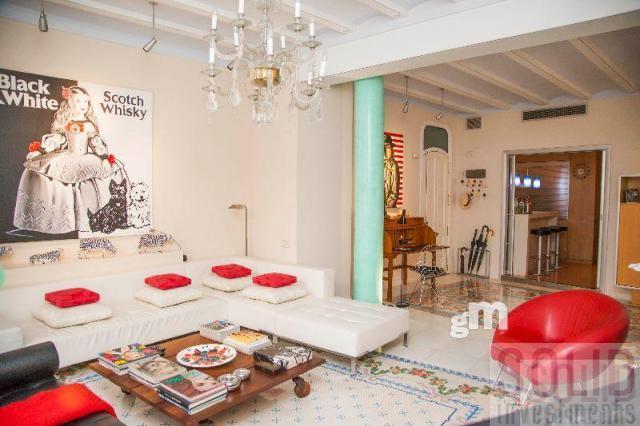 For sale of flat in Valencia