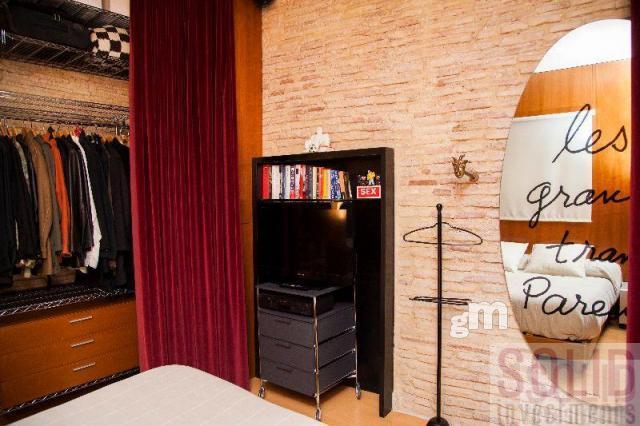 For sale of flat in Valencia
