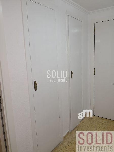 For sale of flat in Valencia