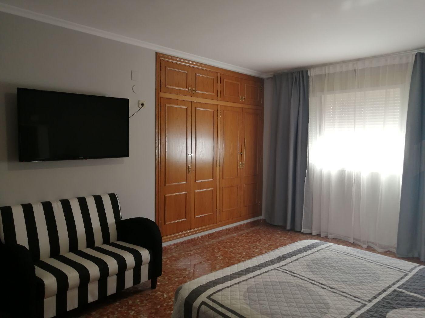 For sale of house in Cheste