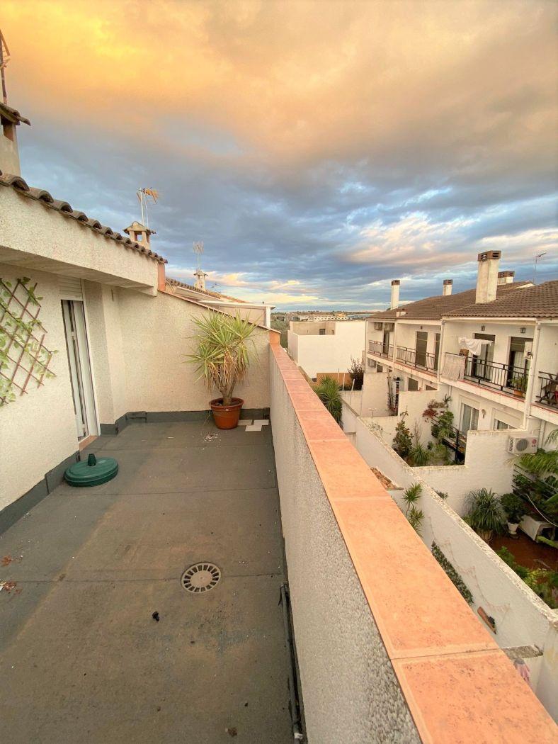 For sale of house in Chiva