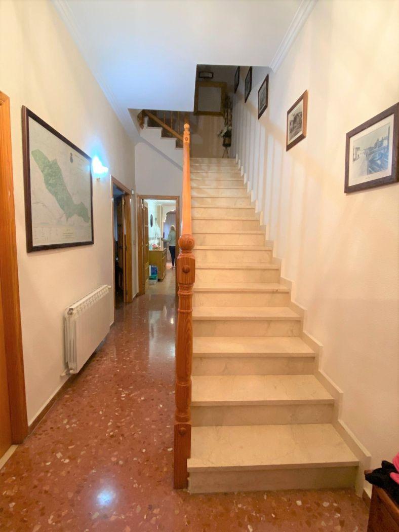 For sale of house in Chiva
