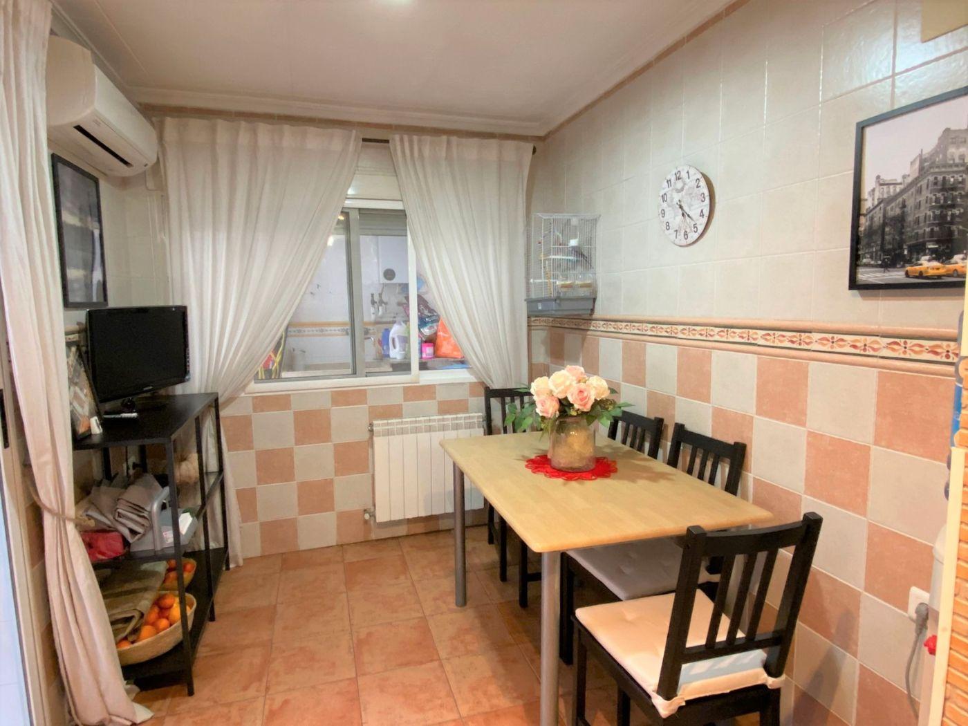 For sale of house in Chiva