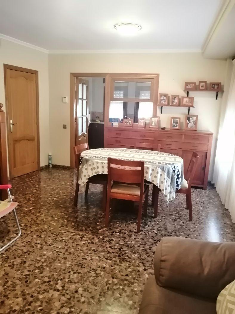 For sale of house in Cheste