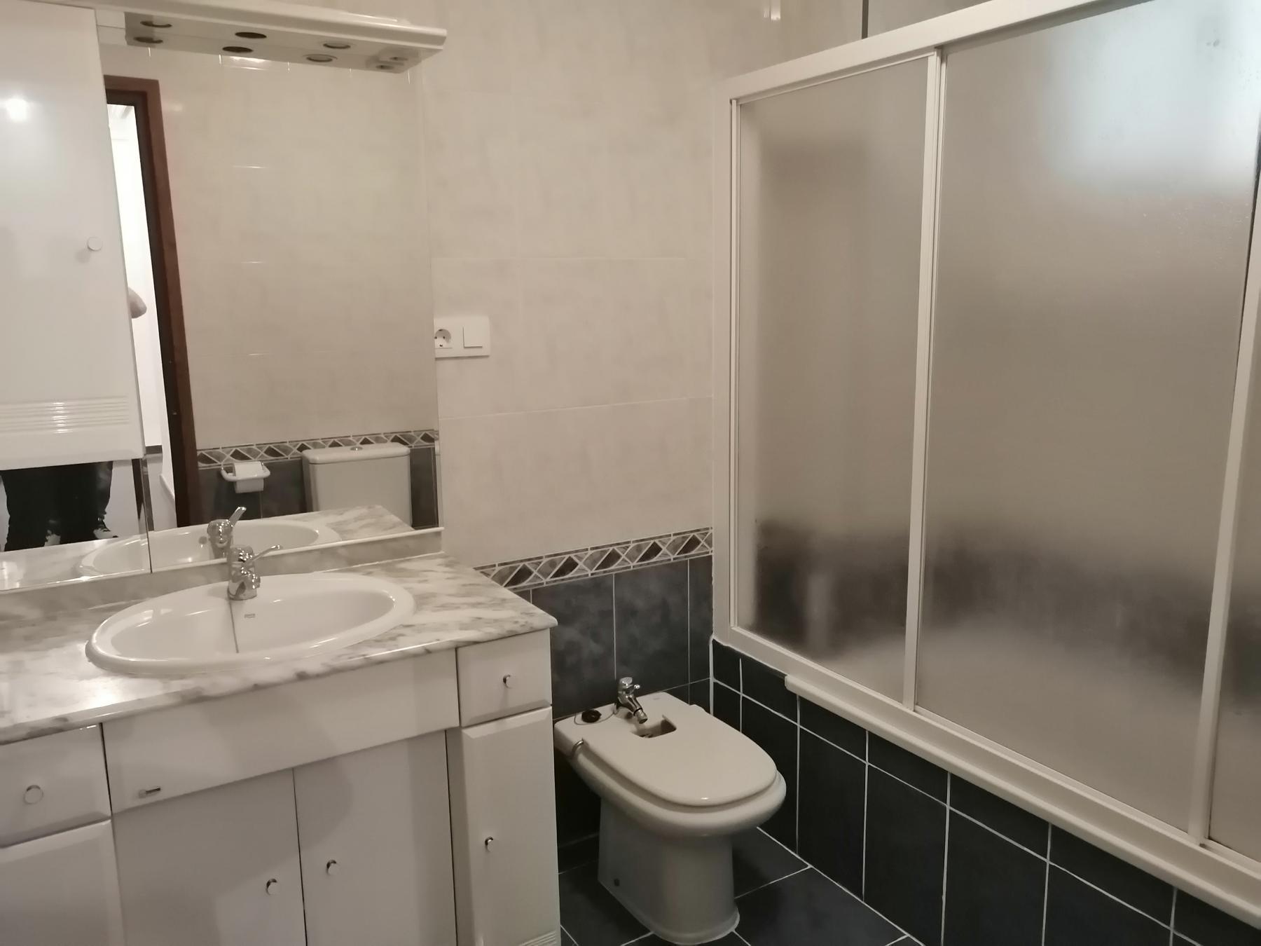 For sale of flat in Cheste
