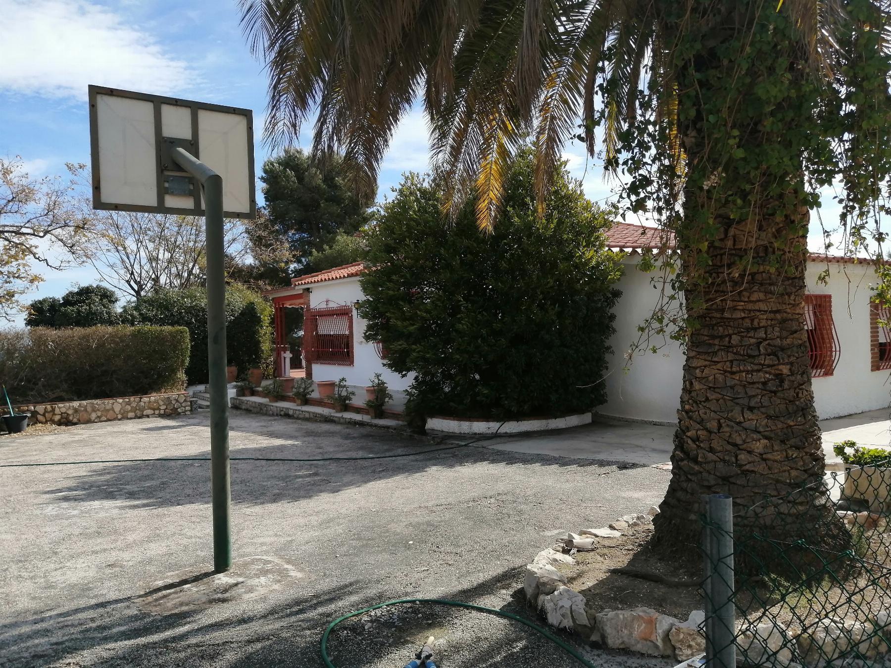 For sale of chalet in Cheste
