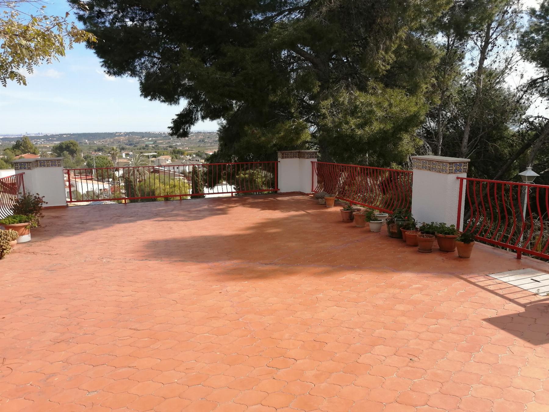 For sale of chalet in Cheste