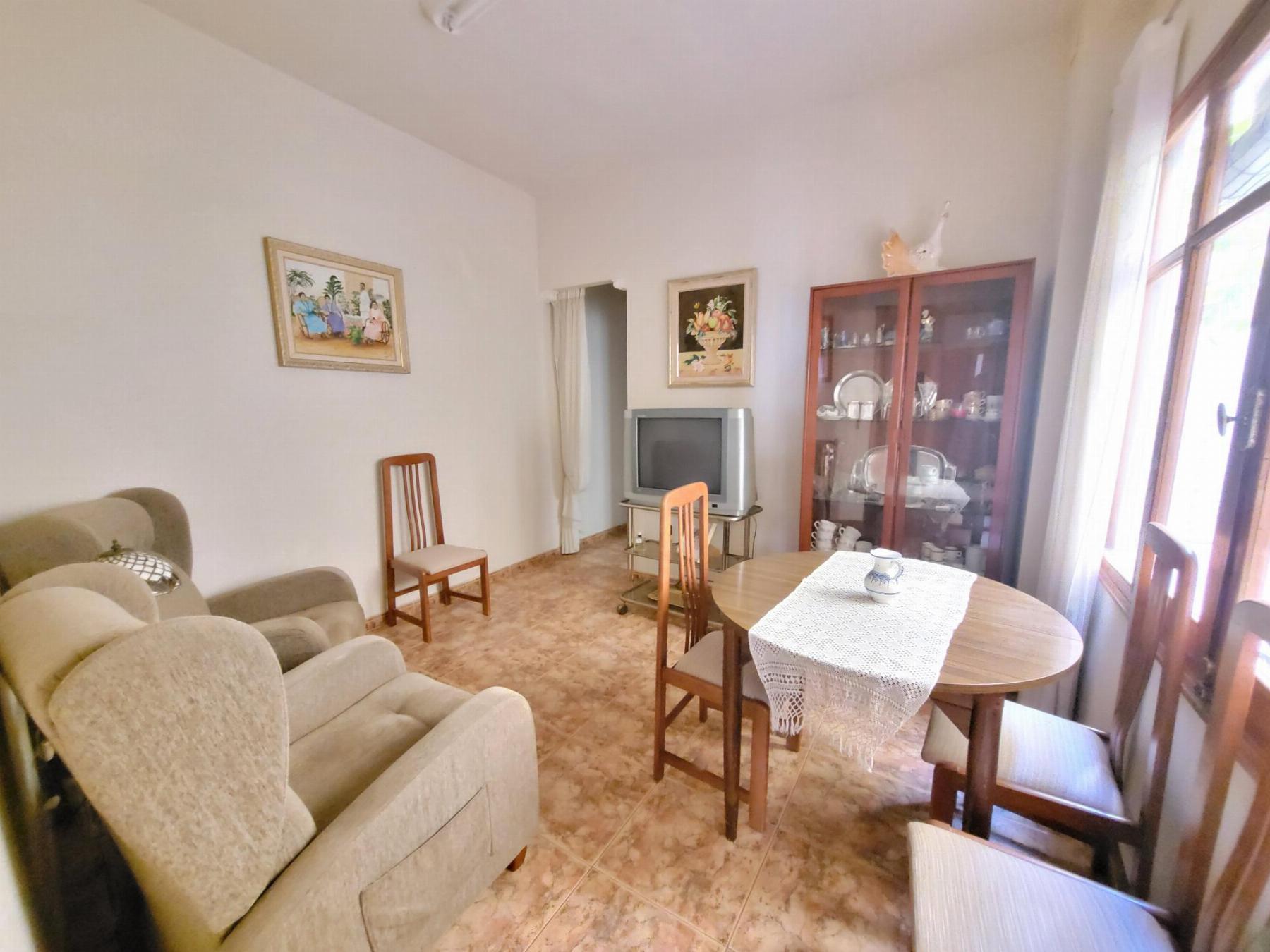 For sale of building in Cheste