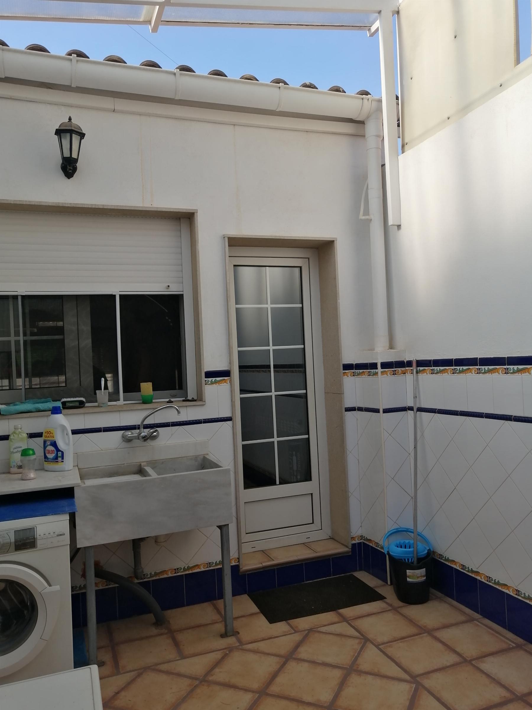 For sale of house in Cheste