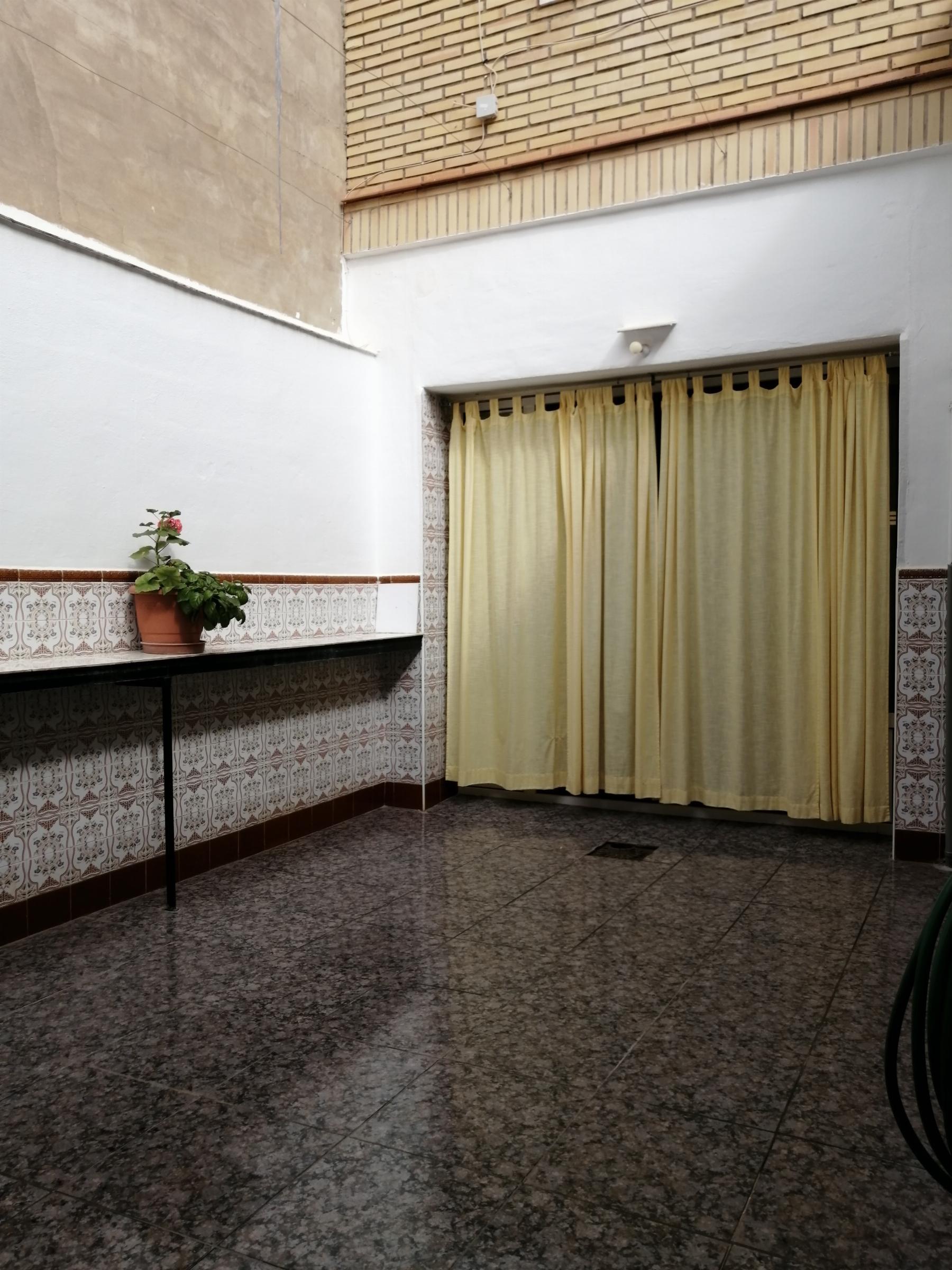 For sale of house in Cheste