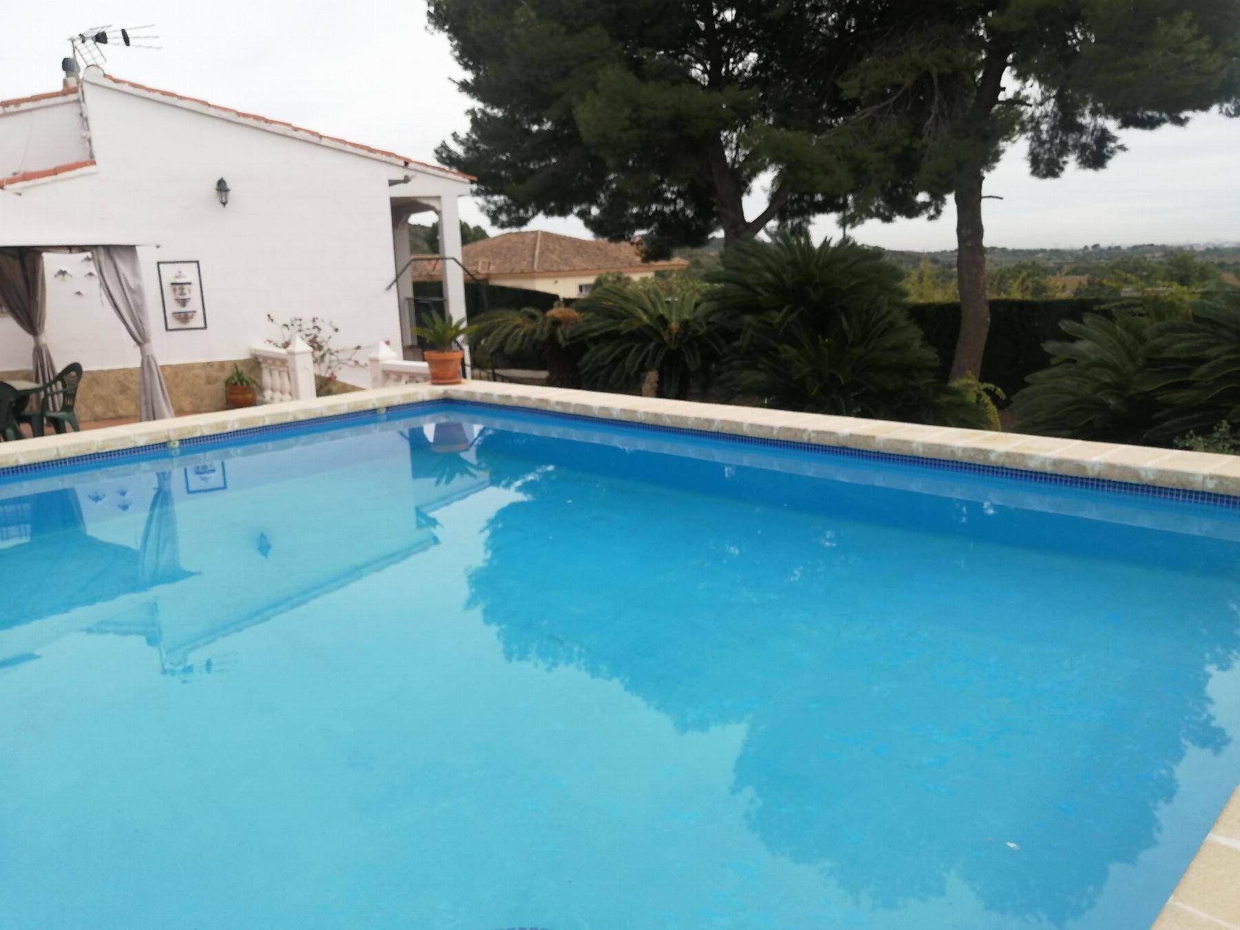 For sale of chalet in Cheste