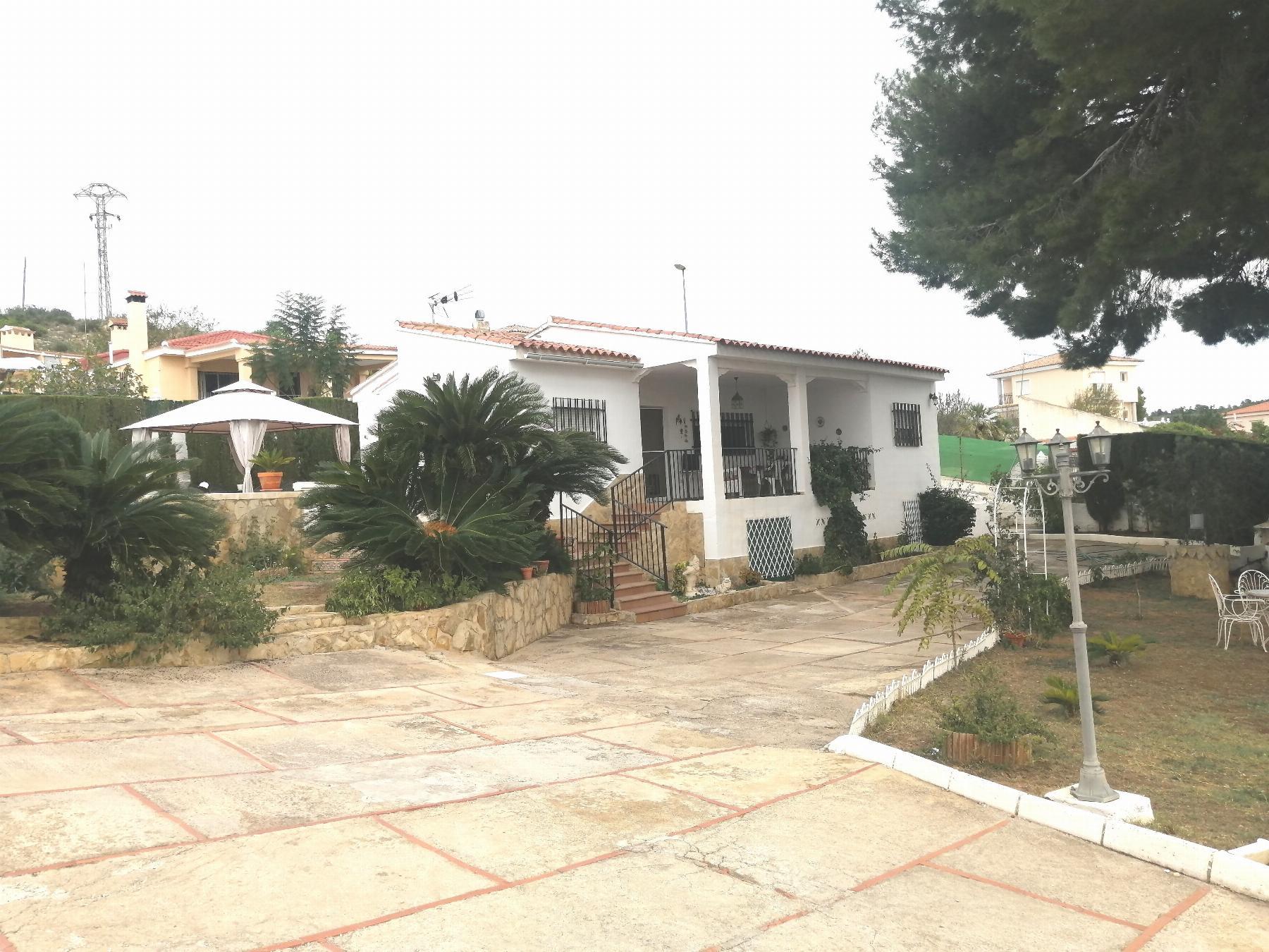 For sale of chalet in Cheste