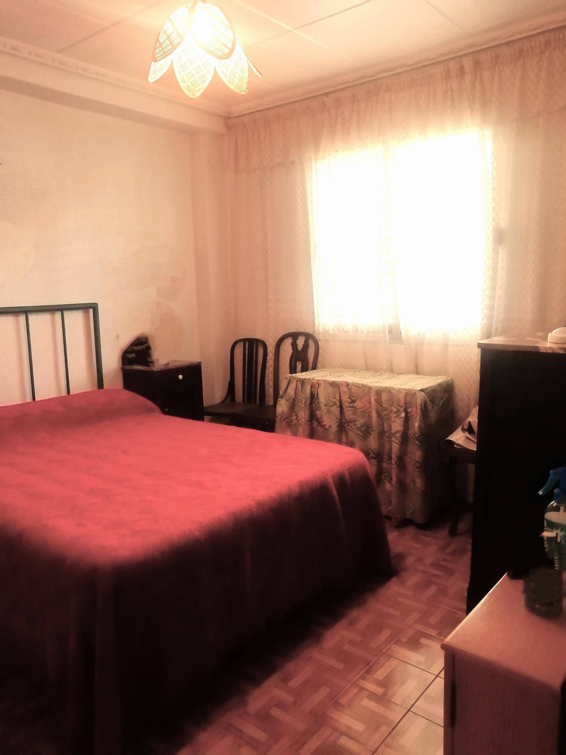 For sale of house in Cheste