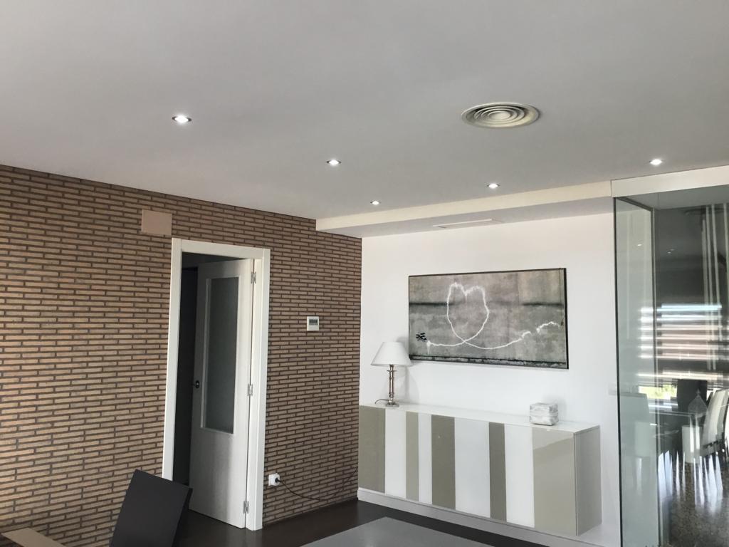 For sale of penthouse in Cheste