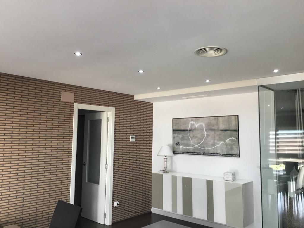 For sale of penthouse in Cheste