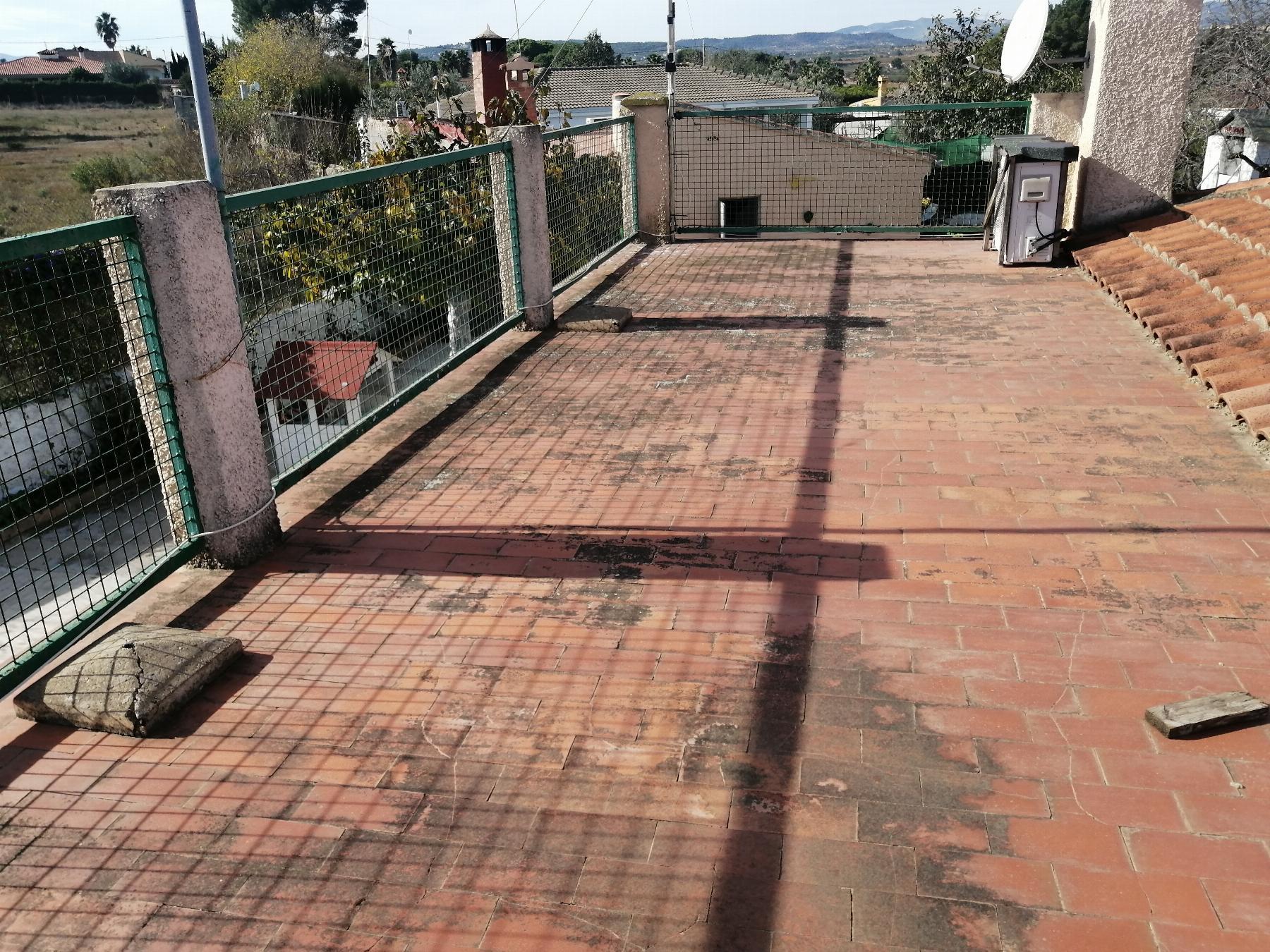 For sale of chalet in Chiva